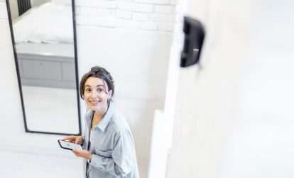 Ahorra energía sensores de movimiento | Endesa